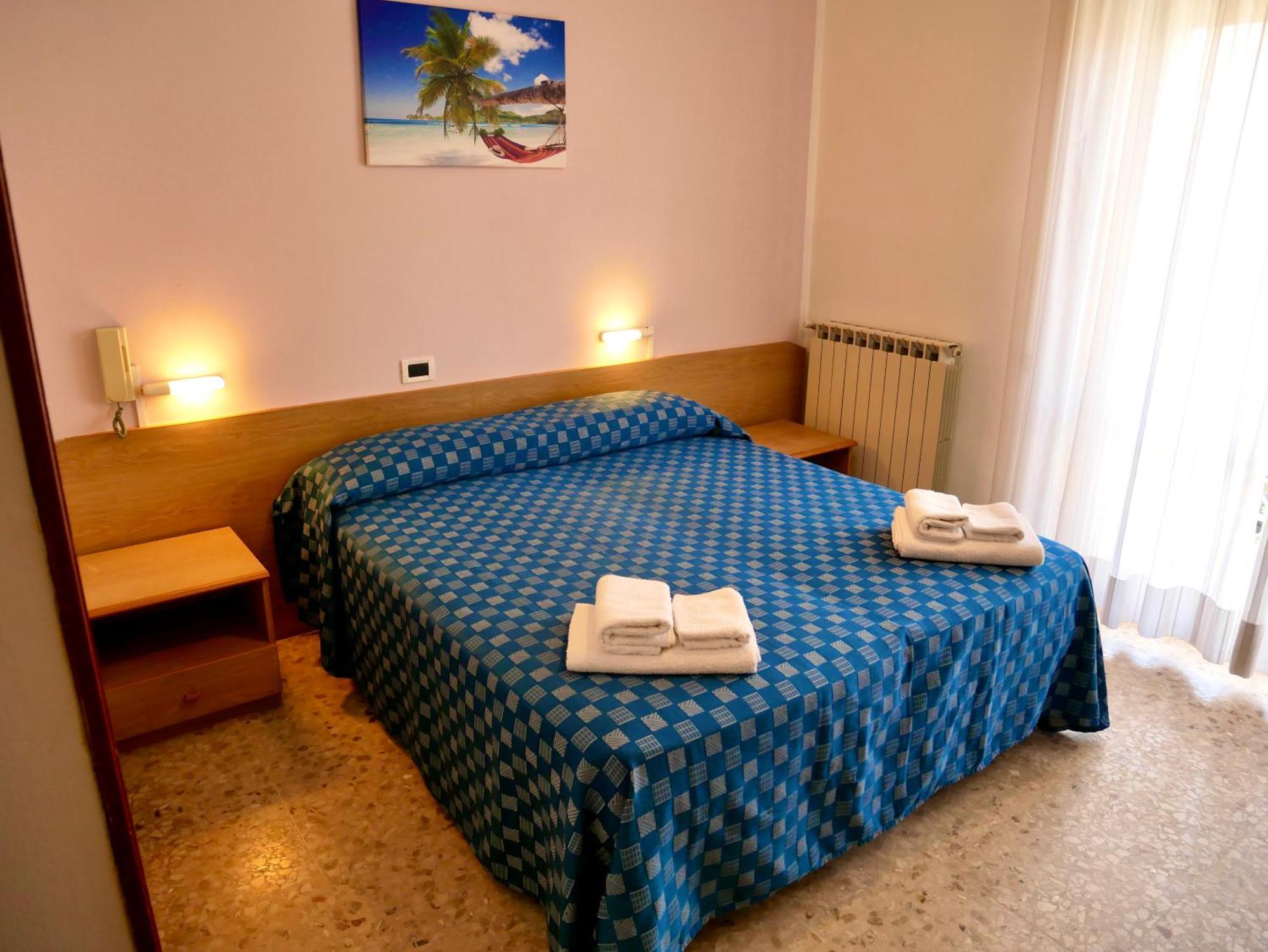 Hotel Jole Marina dʼMarina dʼAndora Dış mekan fotoğraf
